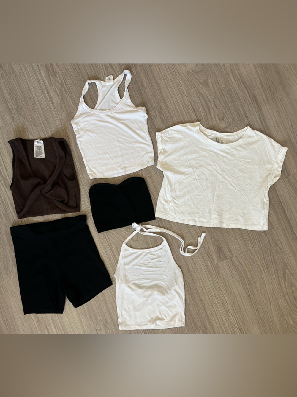 Lot of 6 items in XS size